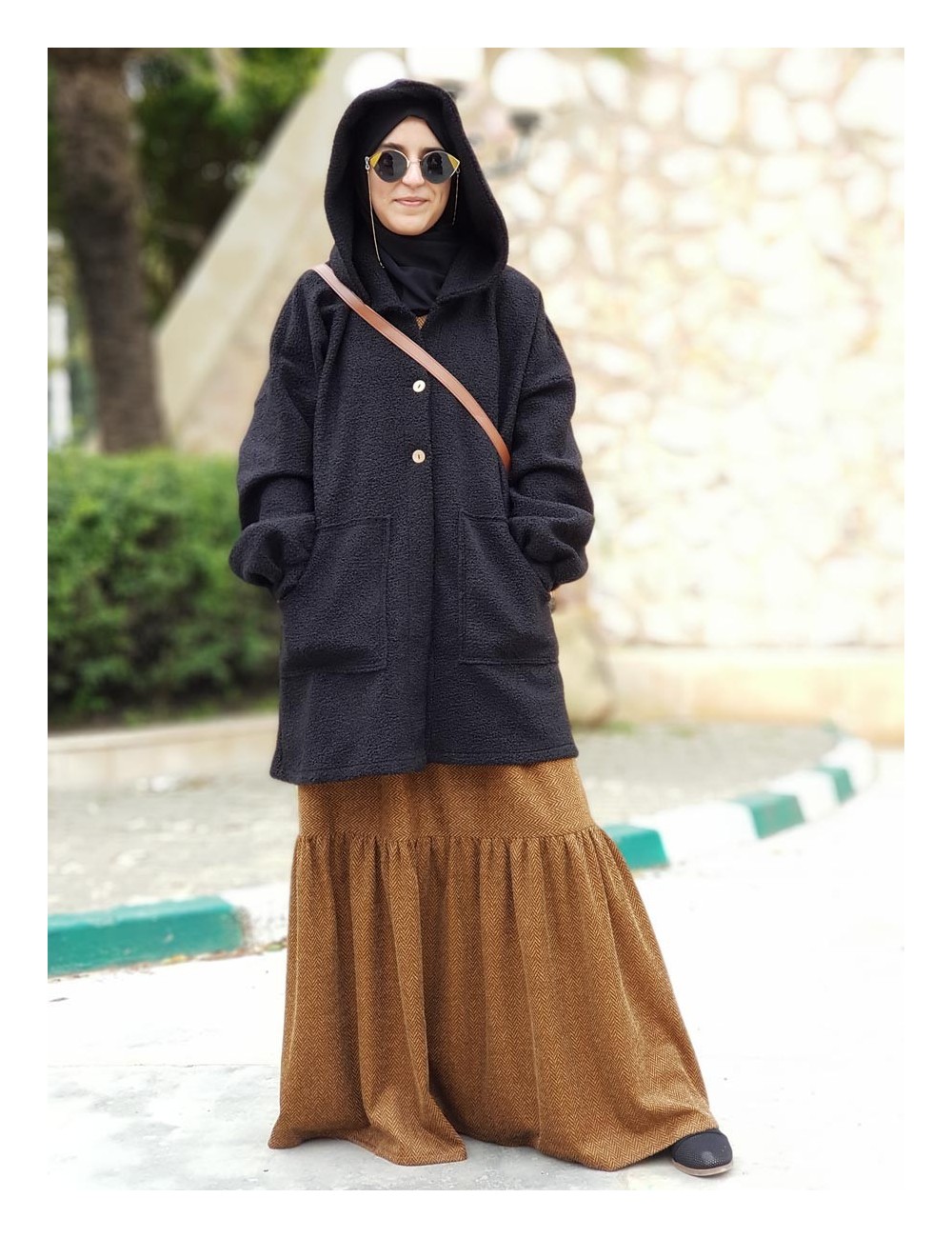 معطف لارا