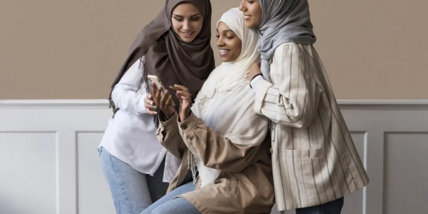 Mode pudique en Tunisie : élégance, confiance et modernité